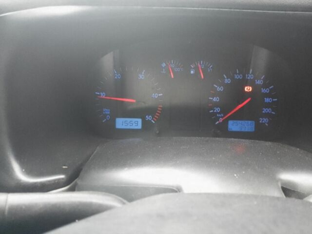 Белый Фольксваген Transporter, объемом двигателя 0 л и пробегом 255 тыс. км за 8000 $, фото 3 на Automoto.ua