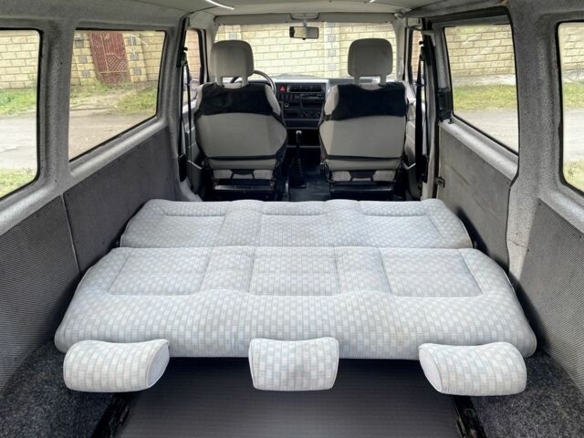 Білий Фольксваген Transporter, об'ємом двигуна 2.5 л та пробігом 278 тис. км за 5999 $, фото 20 на Automoto.ua