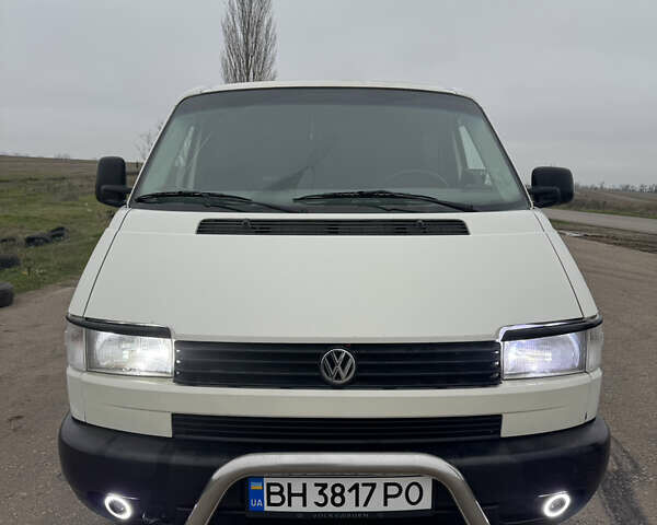 Белый Фольксваген Transporter, объемом двигателя 1.9 л и пробегом 317 тыс. км за 5500 $, фото 3 на Automoto.ua