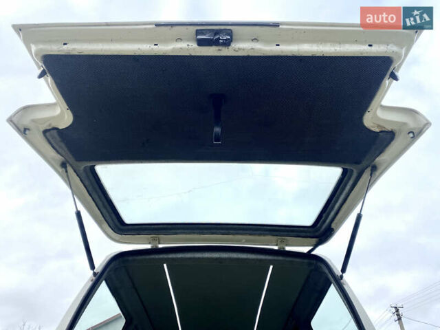 Білий Фольксваген Transporter, об'ємом двигуна 2.5 л та пробігом 278 тис. км за 5999 $, фото 75 на Automoto.ua