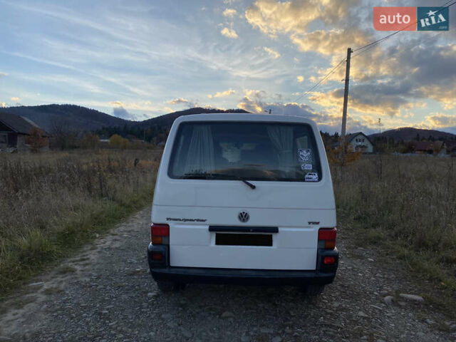 Белый Фольксваген Transporter, объемом двигателя 2.5 л и пробегом 400 тыс. км за 4950 $, фото 4 на Automoto.ua