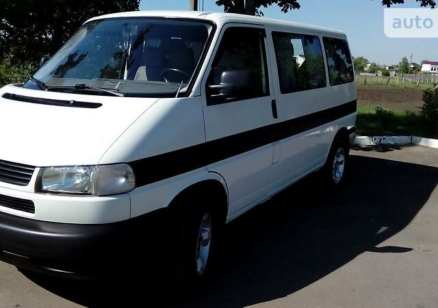 Білий Фольксваген Transporter, об'ємом двигуна 1.9 л та пробігом 374 тис. км за 6000 $, фото 1 на Automoto.ua