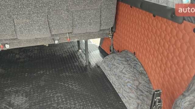 Белый Фольксваген Transporter, объемом двигателя 1.9 л и пробегом 409 тыс. км за 8000 $, фото 11 на Automoto.ua