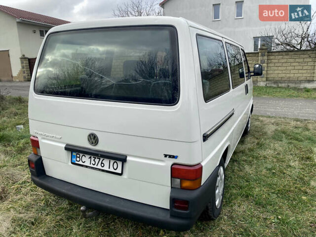 Білий Фольксваген Transporter, об'ємом двигуна 2.5 л та пробігом 278 тис. км за 5999 $, фото 13 на Automoto.ua