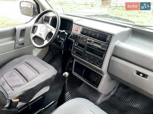 Білий Фольксваген Transporter, об'ємом двигуна 2.5 л та пробігом 278 тис. км за 5999 $, фото 53 на Automoto.ua