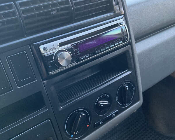 Белый Фольксваген Transporter, объемом двигателя 2.5 л и пробегом 400 тыс. км за 6700 $, фото 18 на Automoto.ua