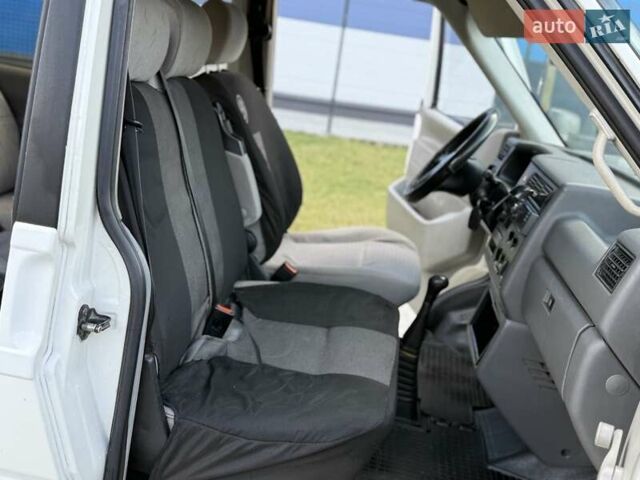 Белый Фольксваген Transporter, объемом двигателя 2.46 л и пробегом 592 тыс. км за 5400 $, фото 44 на Automoto.ua