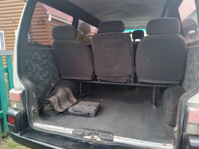 Белый Фольксваген Transporter, объемом двигателя 1.9 л и пробегом 320 тыс. км за 5300 $, фото 2 на Automoto.ua