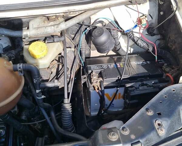 Білий Фольксваген Transporter, об'ємом двигуна 1.9 л та пробігом 524 тис. км за 5500 $, фото 24 на Automoto.ua