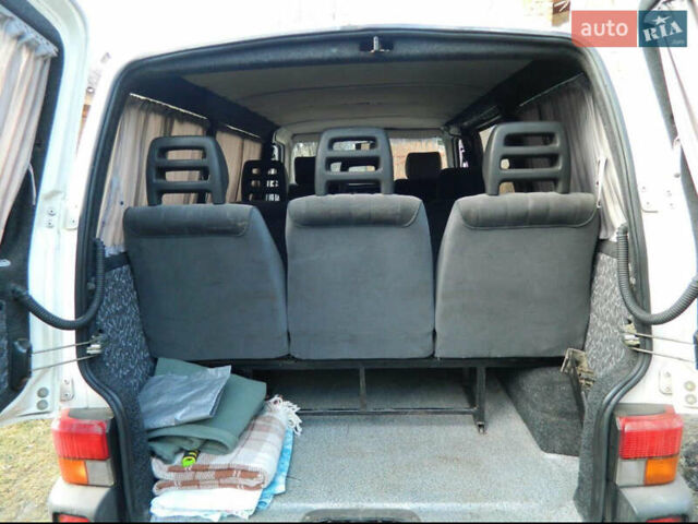 Белый Фольксваген Transporter, объемом двигателя 2.5 л и пробегом 511 тыс. км за 5500 $, фото 3 на Automoto.ua