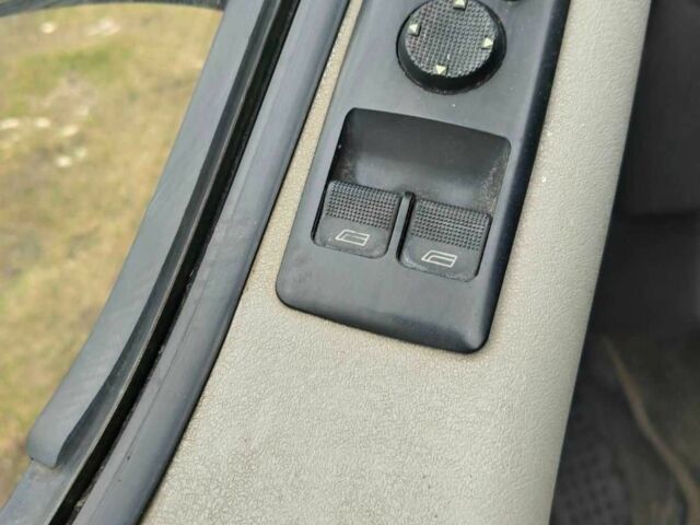 Белый Фольксваген Transporter, объемом двигателя 0 л и пробегом 320 тыс. км за 5000 $, фото 4 на Automoto.ua