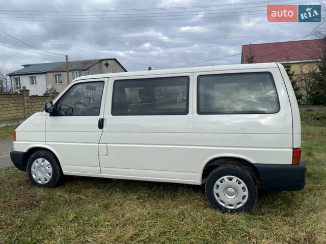 Білий Фольксваген Transporter, об'ємом двигуна 2.5 л та пробігом 278 тис. км за 5999 $, фото 21 на Automoto.ua