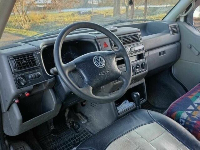 Белый Фольксваген Transporter, объемом двигателя 1.9 л и пробегом 380 тыс. км за 3800 $, фото 10 на Automoto.ua