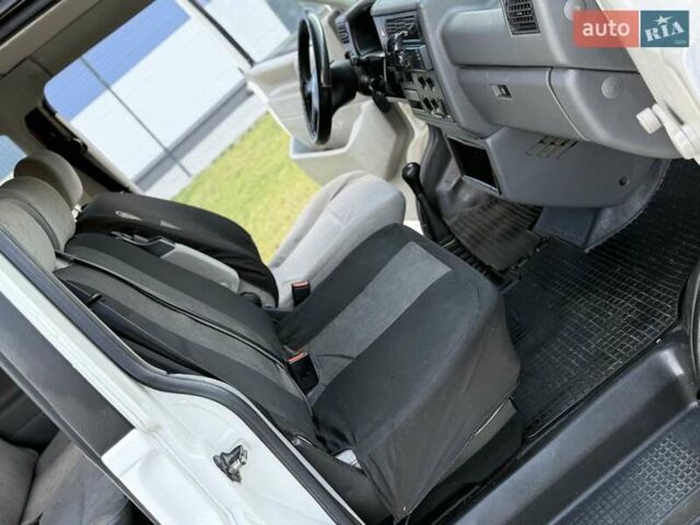 Белый Фольксваген Transporter, объемом двигателя 2.46 л и пробегом 592 тыс. км за 5400 $, фото 55 на Automoto.ua