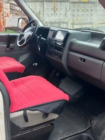 Білий Фольксваген Transporter, об'ємом двигуна 2.5 л та пробігом 315 тис. км за 6800 $, фото 12 на Automoto.ua