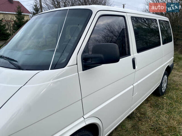 Білий Фольксваген Transporter, об'ємом двигуна 2.5 л та пробігом 278 тис. км за 5999 $, фото 30 на Automoto.ua