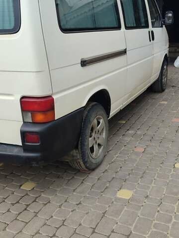 Белый Фольксваген Transporter, объемом двигателя 1.9 л и пробегом 409 тыс. км за 8000 $, фото 28 на Automoto.ua