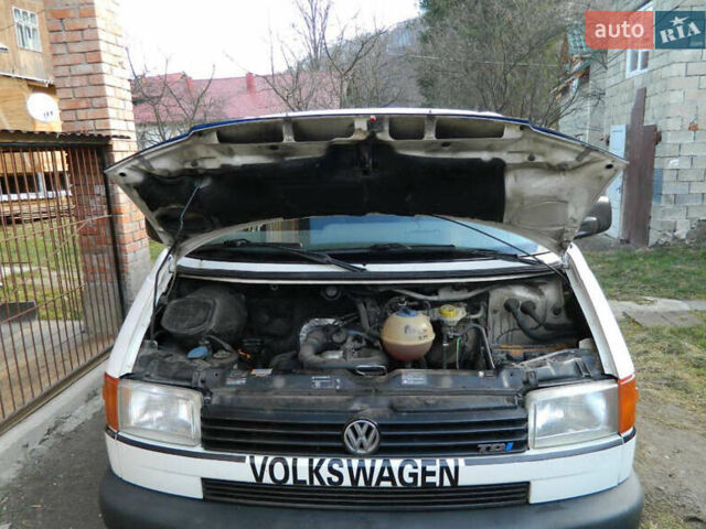 Белый Фольксваген Transporter, объемом двигателя 2.5 л и пробегом 511 тыс. км за 5500 $, фото 8 на Automoto.ua