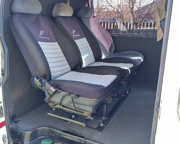 Білий Фольксваген Transporter, об'ємом двигуна 1.9 л та пробігом 524 тис. км за 5500 $, фото 15 на Automoto.ua