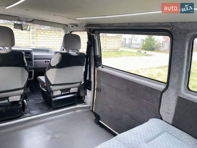Білий Фольксваген Transporter, об'ємом двигуна 2.5 л та пробігом 278 тис. км за 5999 $, фото 67 на Automoto.ua