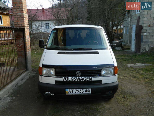 Белый Фольксваген Transporter, объемом двигателя 2.5 л и пробегом 511 тыс. км за 5500 $, фото 2 на Automoto.ua