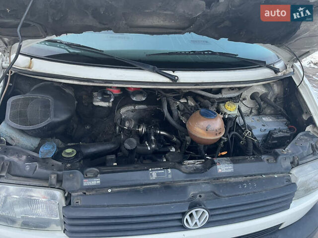 Белый Фольксваген Transporter, объемом двигателя 1.9 л и пробегом 446 тыс. км за 5500 $, фото 6 на Automoto.ua