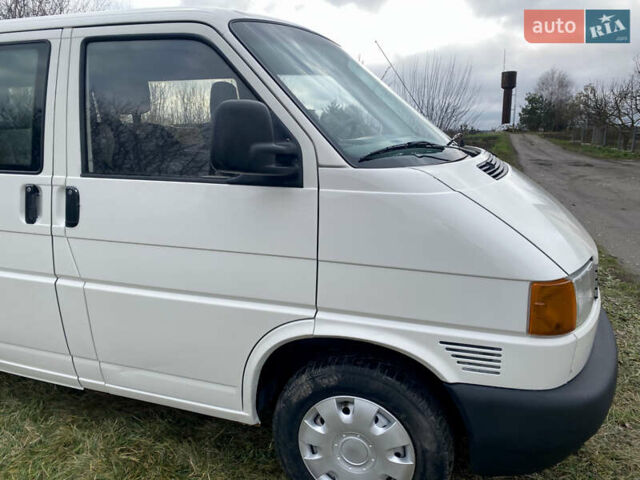 Білий Фольксваген Transporter, об'ємом двигуна 2.5 л та пробігом 278 тис. км за 5999 $, фото 6 на Automoto.ua