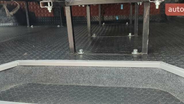 Белый Фольксваген Transporter, объемом двигателя 1.9 л и пробегом 409 тыс. км за 8000 $, фото 23 на Automoto.ua