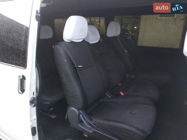 Білий Фольксваген Transporter, об'ємом двигуна 2.5 л та пробігом 480 тис. км за 7400 $, фото 7 на Automoto.ua