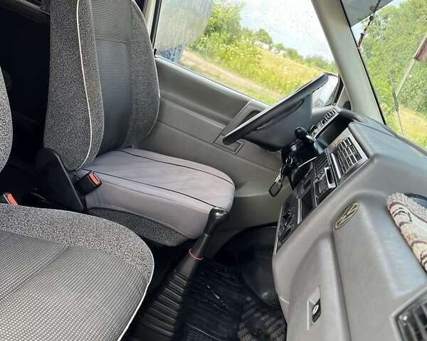 Білий Фольксваген Transporter, об'ємом двигуна 1.9 л та пробігом 540 тис. км за 5200 $, фото 17 на Automoto.ua