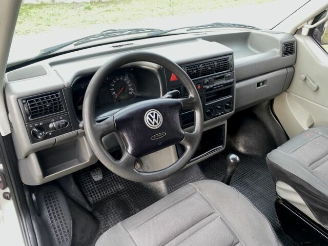 Білий Фольксваген Transporter, об'ємом двигуна 2.5 л та пробігом 278 тис. км за 5999 $, фото 22 на Automoto.ua