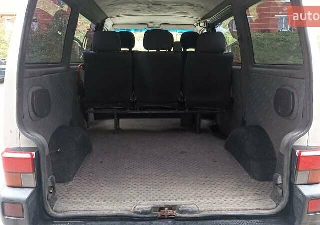 Білий Фольксваген Transporter, об'ємом двигуна 1.9 л та пробігом 466 тис. км за 4900 $, фото 18 на Automoto.ua