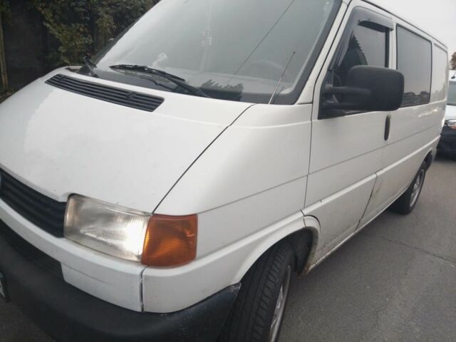 Белый Фольксваген Transporter, объемом двигателя 0 л и пробегом 255 тыс. км за 8000 $, фото 1 на Automoto.ua