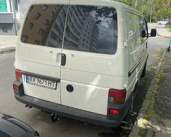 Белый Фольксваген Transporter, объемом двигателя 2.46 л и пробегом 320 тыс. км за 6500 $, фото 5 на Automoto.ua