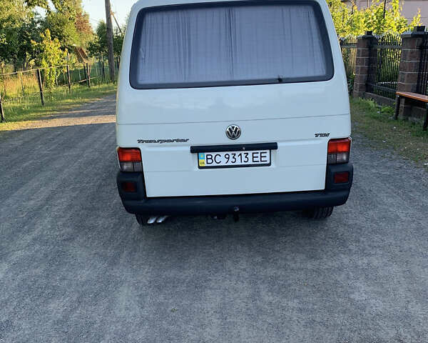Белый Фольксваген Transporter, объемом двигателя 2.5 л и пробегом 400 тыс. км за 6700 $, фото 5 на Automoto.ua