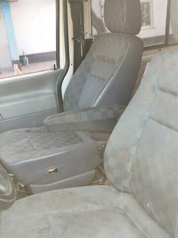 Белый Фольксваген Transporter, объемом двигателя 1.9 л и пробегом 540 тыс. км за 4800 $, фото 8 на Automoto.ua