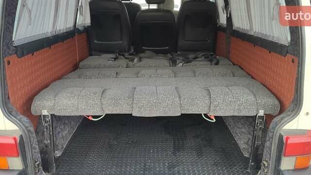 Белый Фольксваген Transporter, объемом двигателя 1.9 л и пробегом 409 тыс. км за 8000 $, фото 18 на Automoto.ua