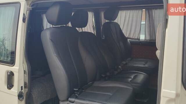 Белый Фольксваген Transporter, объемом двигателя 1.9 л и пробегом 409 тыс. км за 8000 $, фото 5 на Automoto.ua