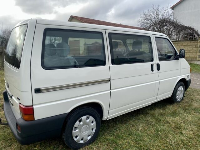 Білий Фольксваген Transporter, об'ємом двигуна 2.5 л та пробігом 278 тис. км за 5999 $, фото 9 на Automoto.ua