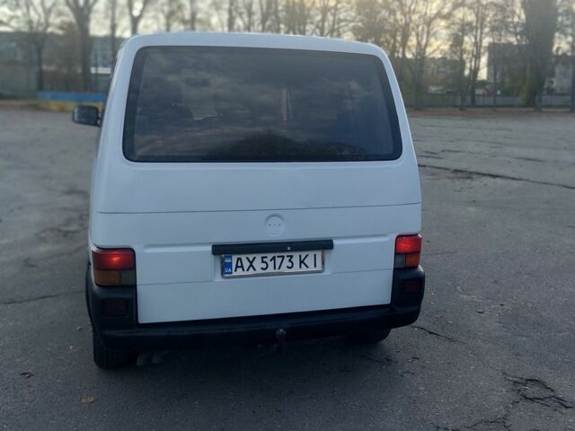 Белый Фольксваген Transporter, объемом двигателя 1.9 л и пробегом 400 тыс. км за 5500 $, фото 2 на Automoto.ua
