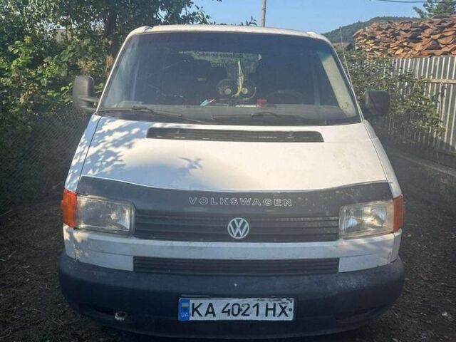 Белый Фольксваген Transporter, объемом двигателя 1.9 л и пробегом 400 тыс. км за 4600 $, фото 5 на Automoto.ua