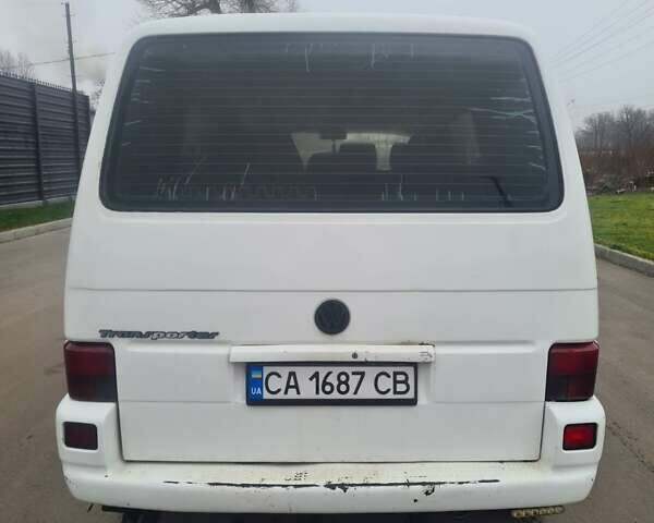 Белый Фольксваген Transporter, объемом двигателя 1.9 л и пробегом 400 тыс. км за 5400 $, фото 10 на Automoto.ua