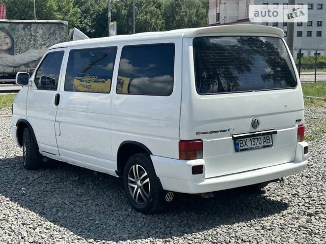 Белый Фольксваген Transporter, объемом двигателя 2.5 л и пробегом 304 тыс. км за 5700 $, фото 1 на Automoto.ua