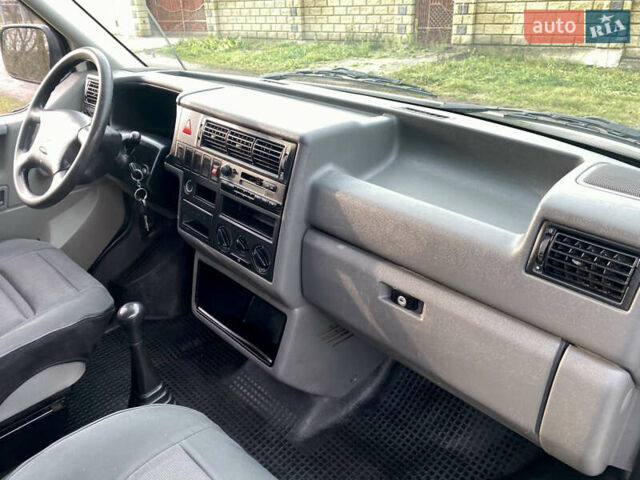 Білий Фольксваген Transporter, об'ємом двигуна 2.5 л та пробігом 278 тис. км за 5999 $, фото 52 на Automoto.ua