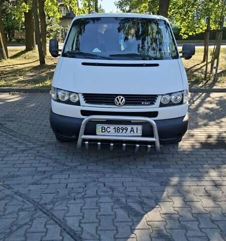 Білий Фольксваген Transporter, об'ємом двигуна 2.5 л та пробігом 455 тис. км за 6700 $, фото 2 на Automoto.ua