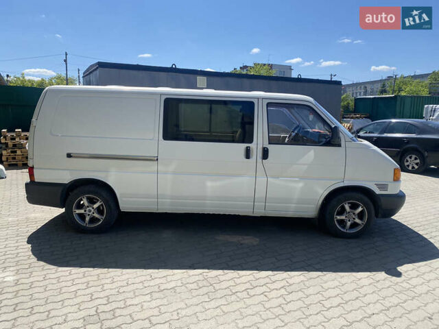 Белый Фольксваген Transporter, объемом двигателя 1.9 л и пробегом 480 тыс. км за 5900 $, фото 1 на Automoto.ua