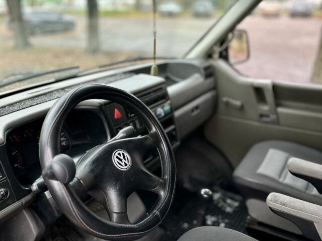 Білий Фольксваген Transporter, об'ємом двигуна 2.5 л та пробігом 390 тис. км за 4450 $, фото 7 на Automoto.ua