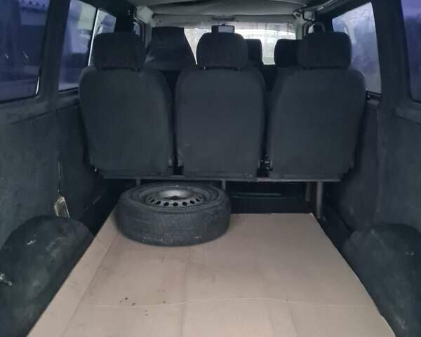 Белый Фольксваген Transporter, объемом двигателя 1.9 л и пробегом 400 тыс. км за 5400 $, фото 16 на Automoto.ua