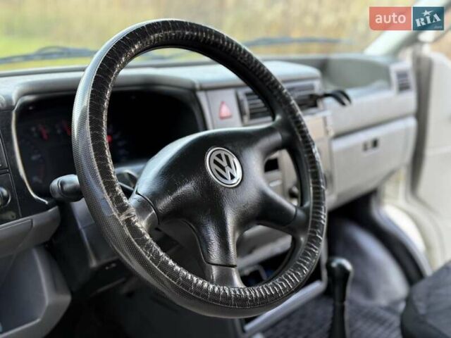 Белый Фольксваген Transporter, объемом двигателя 2.46 л и пробегом 592 тыс. км за 5400 $, фото 48 на Automoto.ua