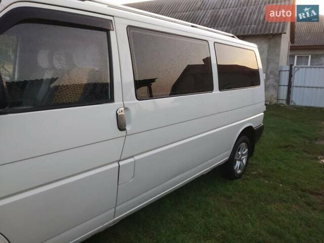 Білий Фольксваген Transporter, об'ємом двигуна 2.5 л та пробігом 480 тис. км за 7400 $, фото 3 на Automoto.ua
